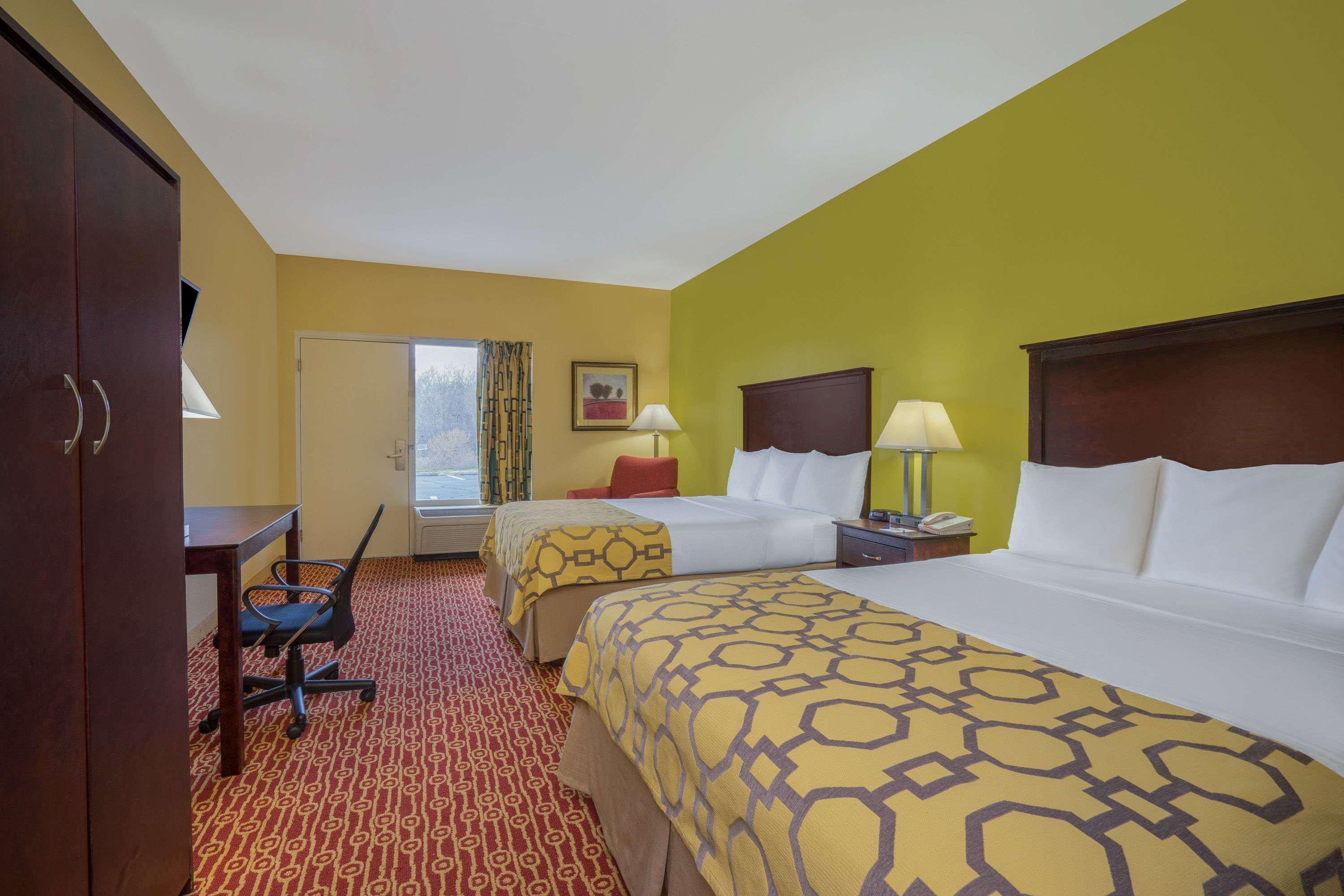 Hotel Baymont By Wyndham Warrenton Exterior foto