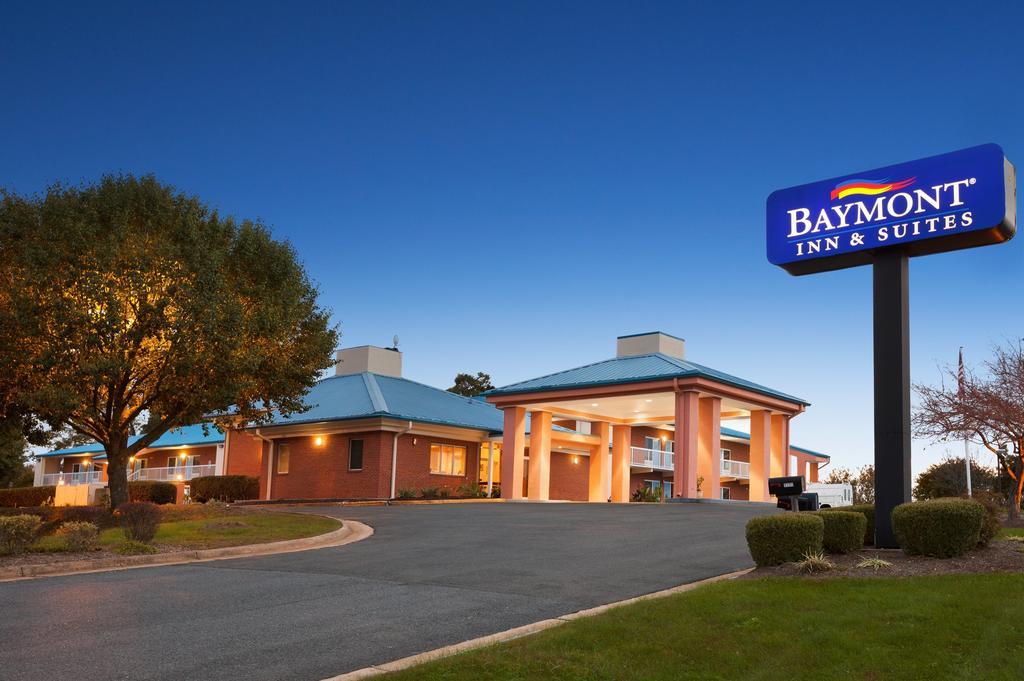 Hotel Baymont By Wyndham Warrenton Exterior foto